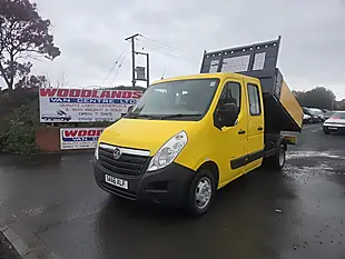 Used 2016 Vauxhall Movano R3500 Lwb Crew Cab Tipper Yellow - Interior and Exterior details 4