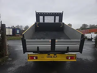Used 2016 Vauxhall Movano R3500 Lwb Crew Cab Tipper Yellow - Interior and Exterior details 7