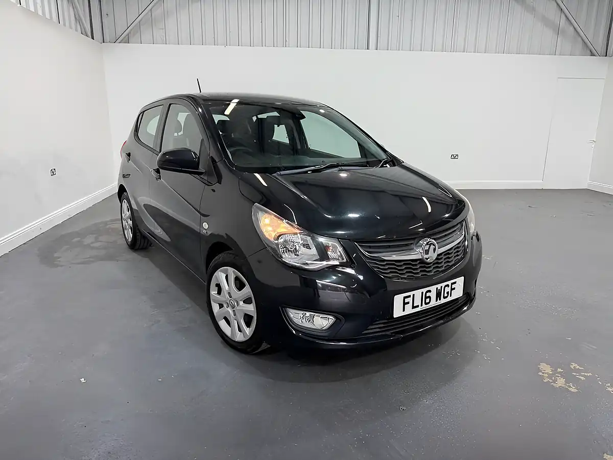 Used 2016 Vauxhall Viva Se Black - Front View