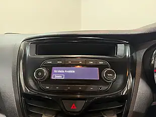 Used 2016 Vauxhall Viva Se Black - Interior and Exterior details 19