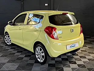 Used 2016 Vauxhall Viva Se Limelight Green - Interior and Exterior details 8