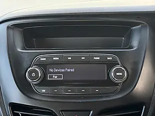 Used 2016 Vauxhall Viva Se Silver - Interior and Exterior details 16