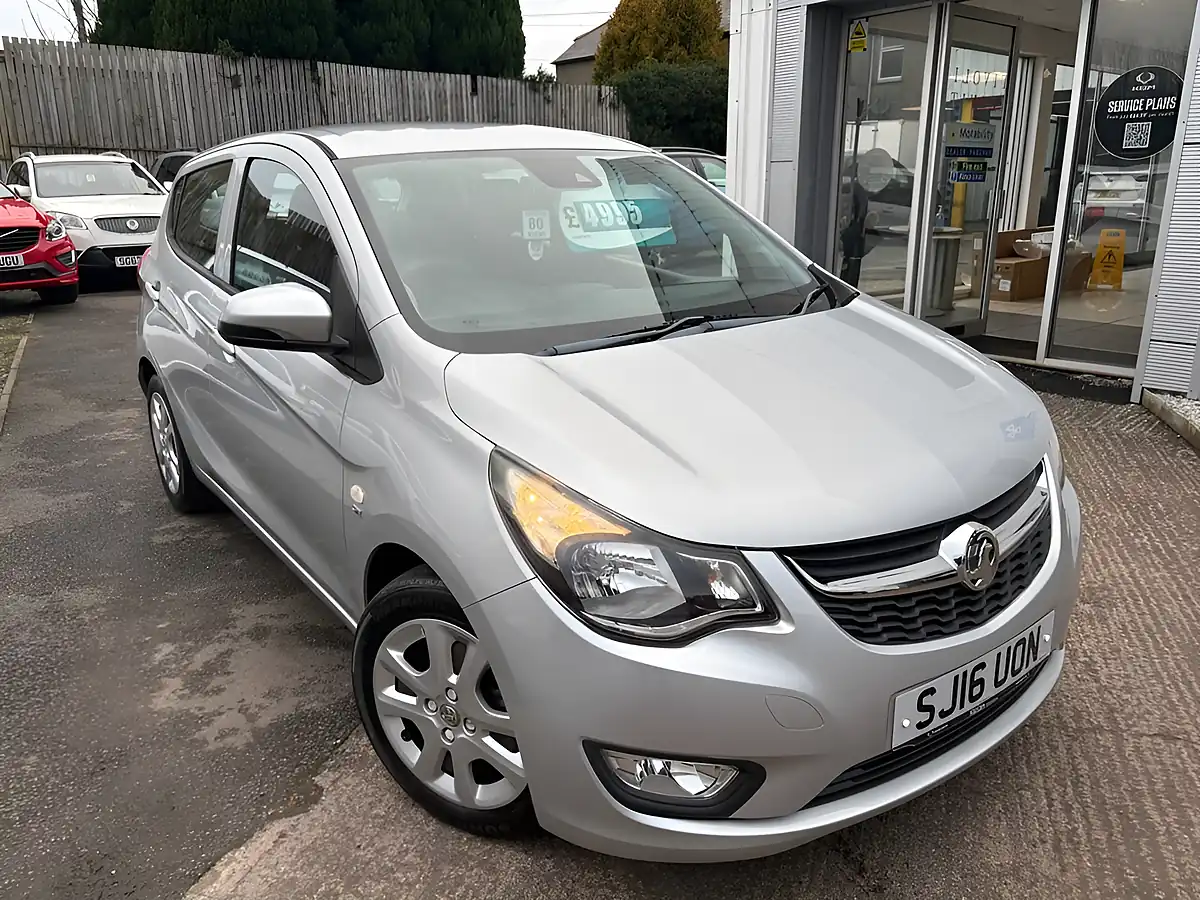 Used 2016 Vauxhall Viva Se Silver - Front View