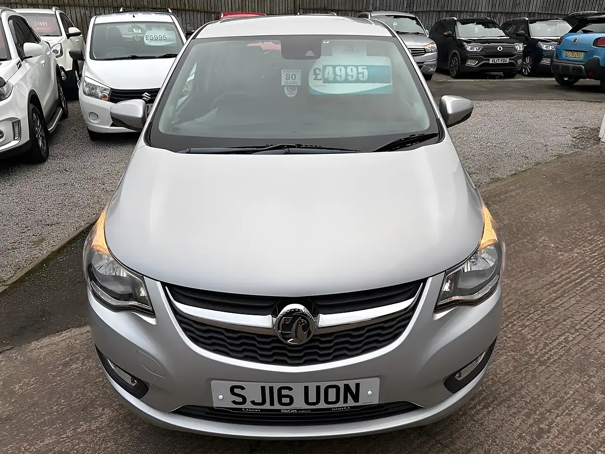 Used 2016 Vauxhall Viva Se Silver - Interior and Exterior details 6