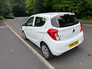 Used 2016 Vauxhall Viva Se White - Interior and Exterior details 5