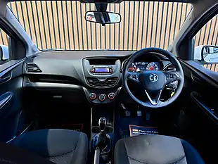 Used 2016 Vauxhall Viva Se White - Interior and Exterior details 13