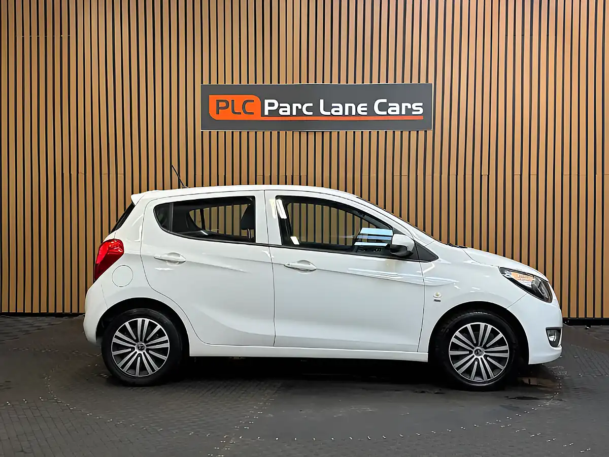 Used 2016 Vauxhall Viva Se White - Interior and Exterior details 2