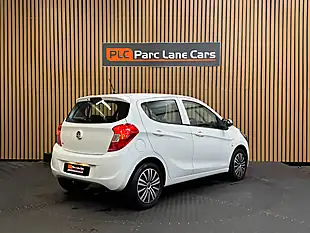 Used 2016 Vauxhall Viva Se White - Interior and Exterior details 3