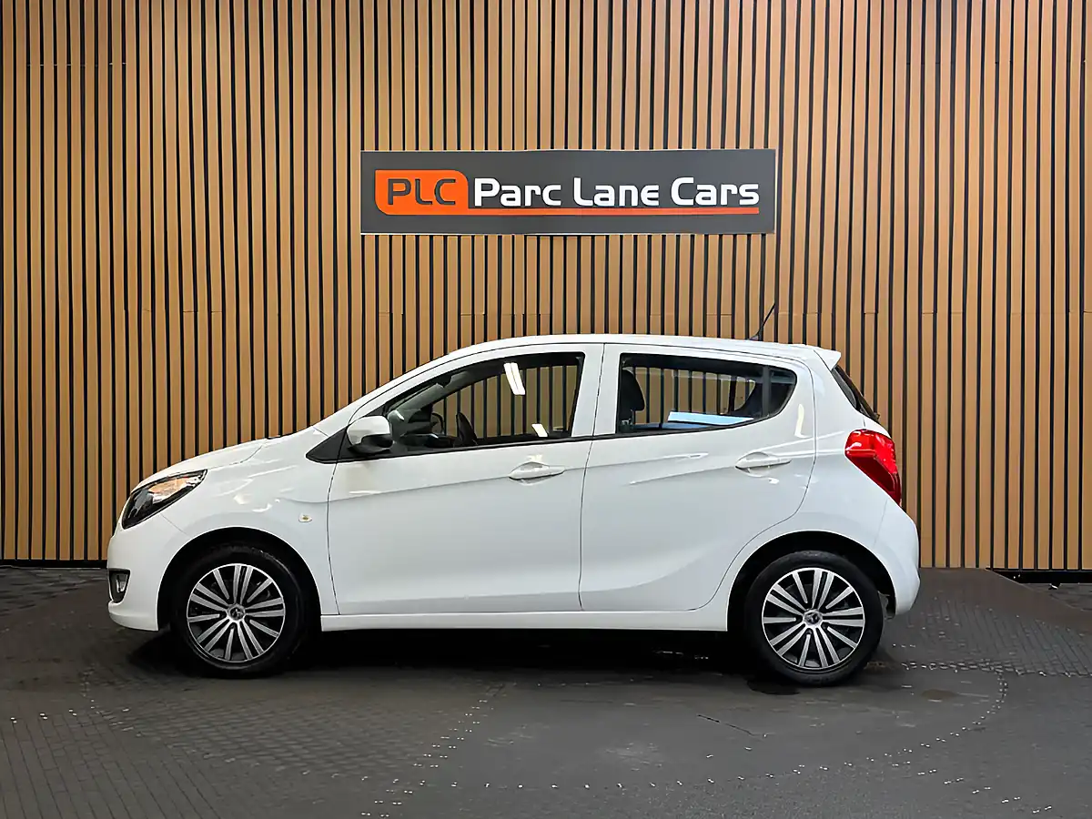 Used 2016 Vauxhall Viva Se White - Interior and Exterior details 6