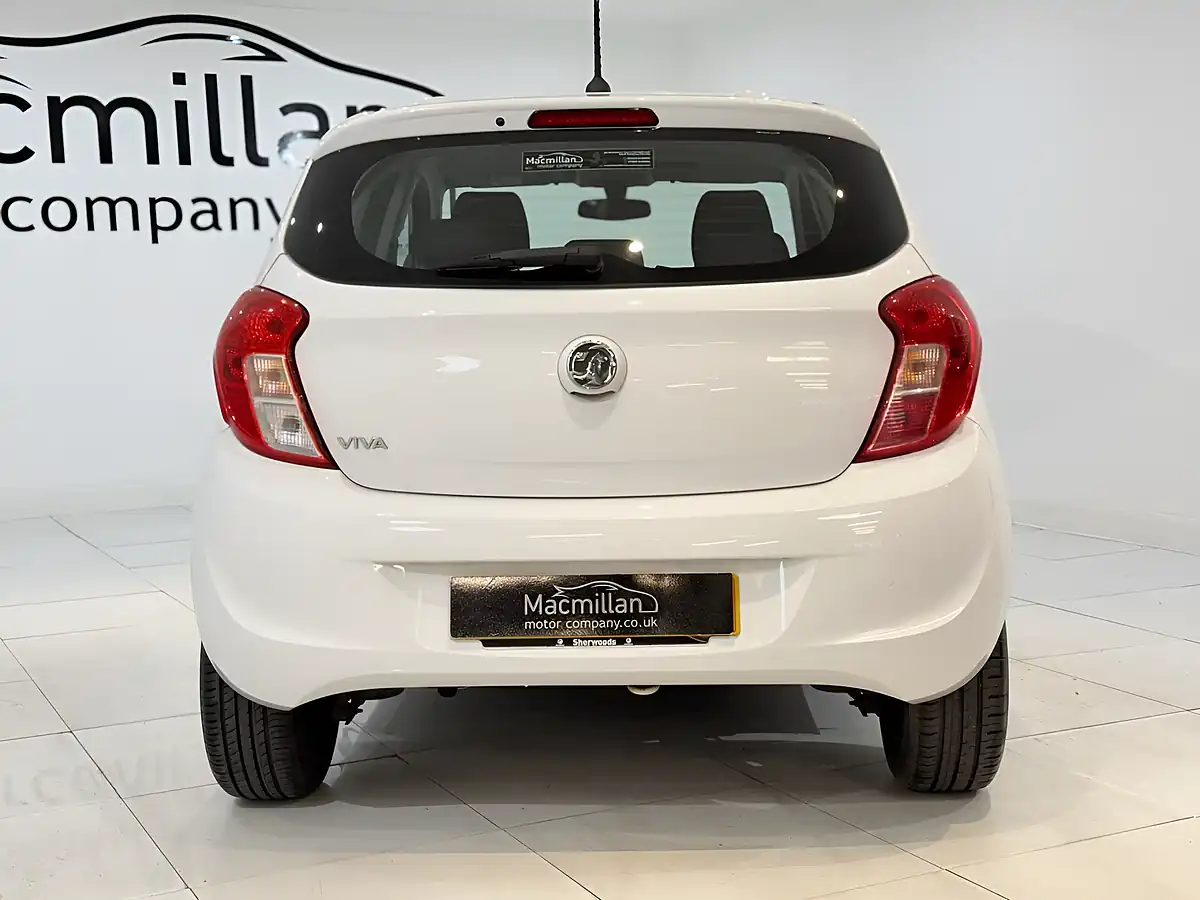 Used 2016 Vauxhall Viva Se White - Interior and Exterior details 11