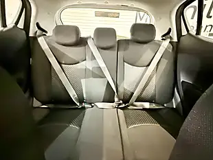 Used 2016 Vauxhall Viva Se White - Interior and Exterior details 20