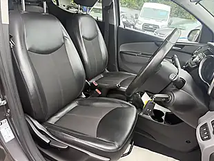 Used 2016 Vauxhall Viva Sl Grey - Interior and Exterior details 17