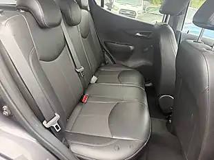 Used 2016 Vauxhall Viva Sl Grey - Interior and Exterior details 19