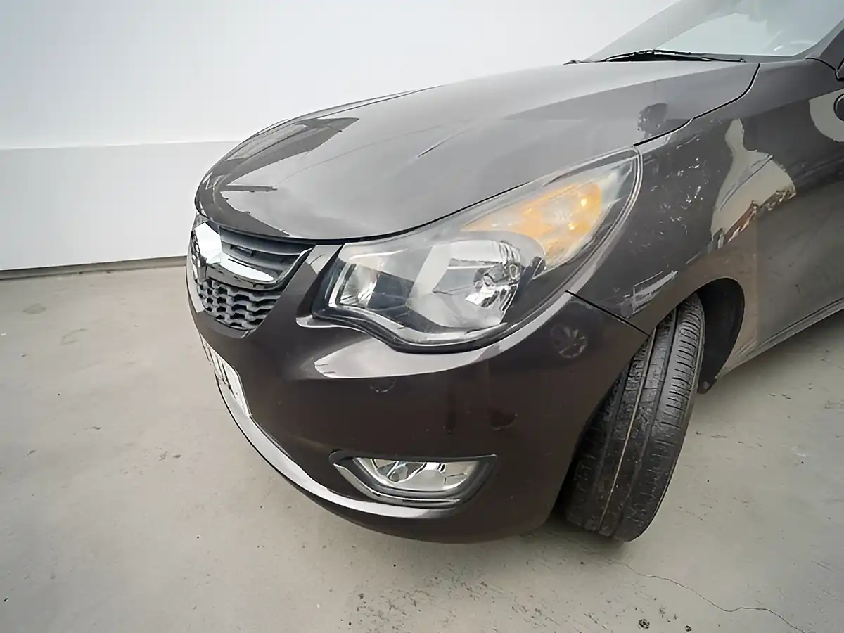 Used 2016 Vauxhall Viva Sl Grey - Interior and Exterior details 2