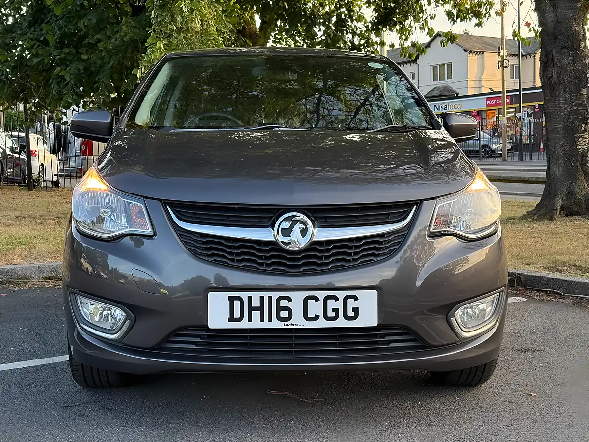 Used 2016 Vauxhall Viva Sl Grey - Interior and Exterior details 3
