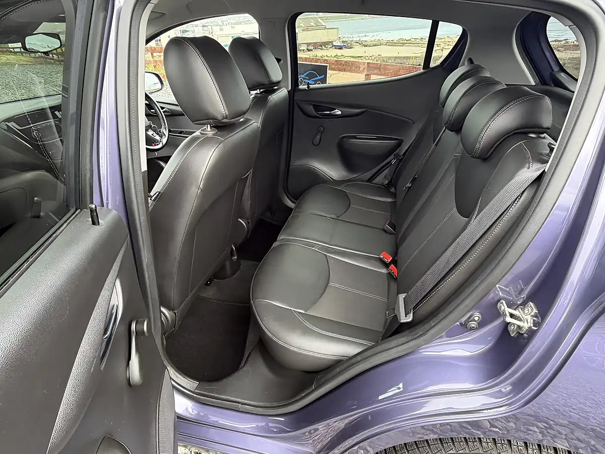 Used 2016 Vauxhall Viva Sl Purple - Interior and Exterior details 11