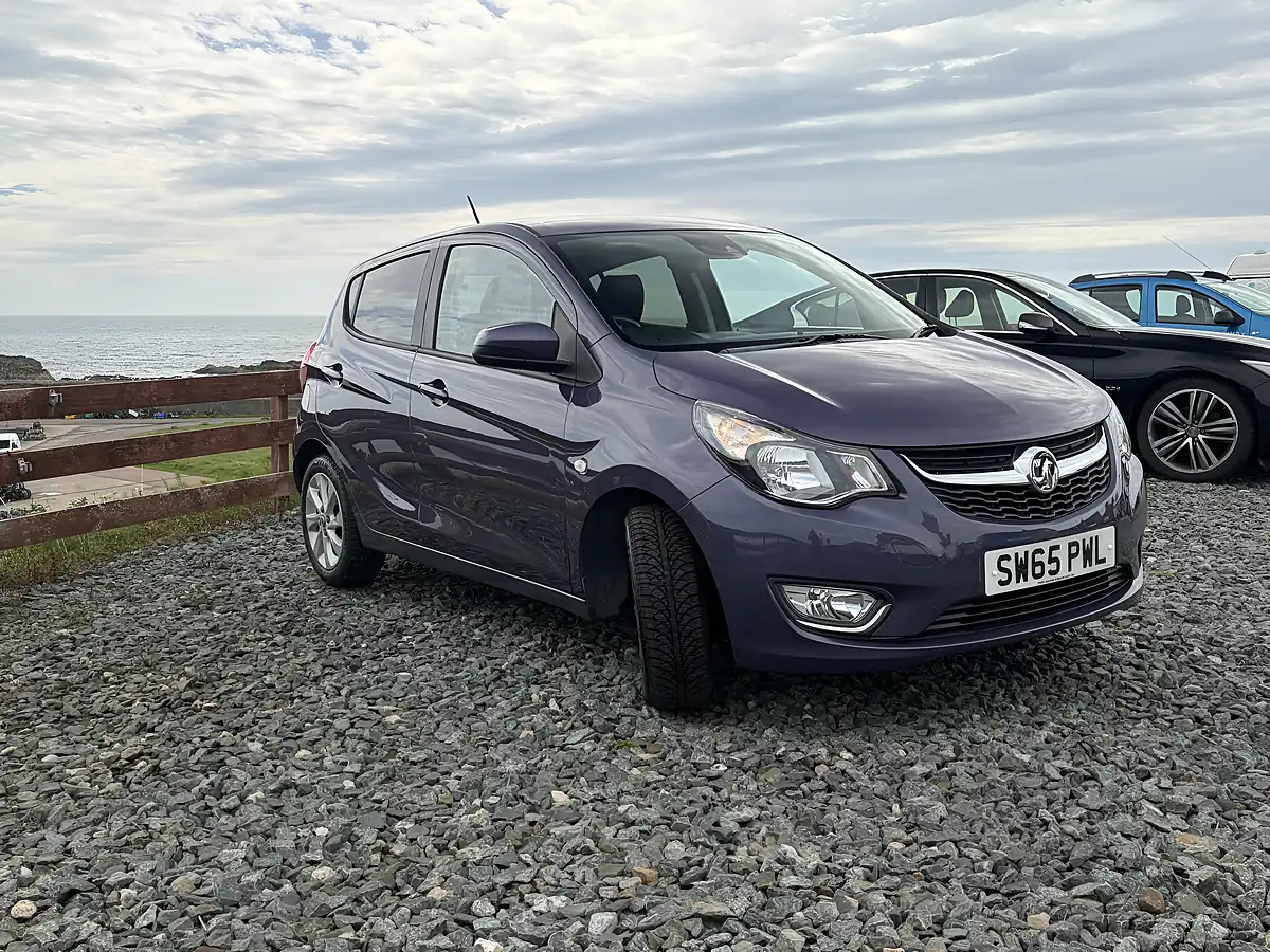 Used 2016 Vauxhall Viva Sl Purple - Interior and Exterior details 3