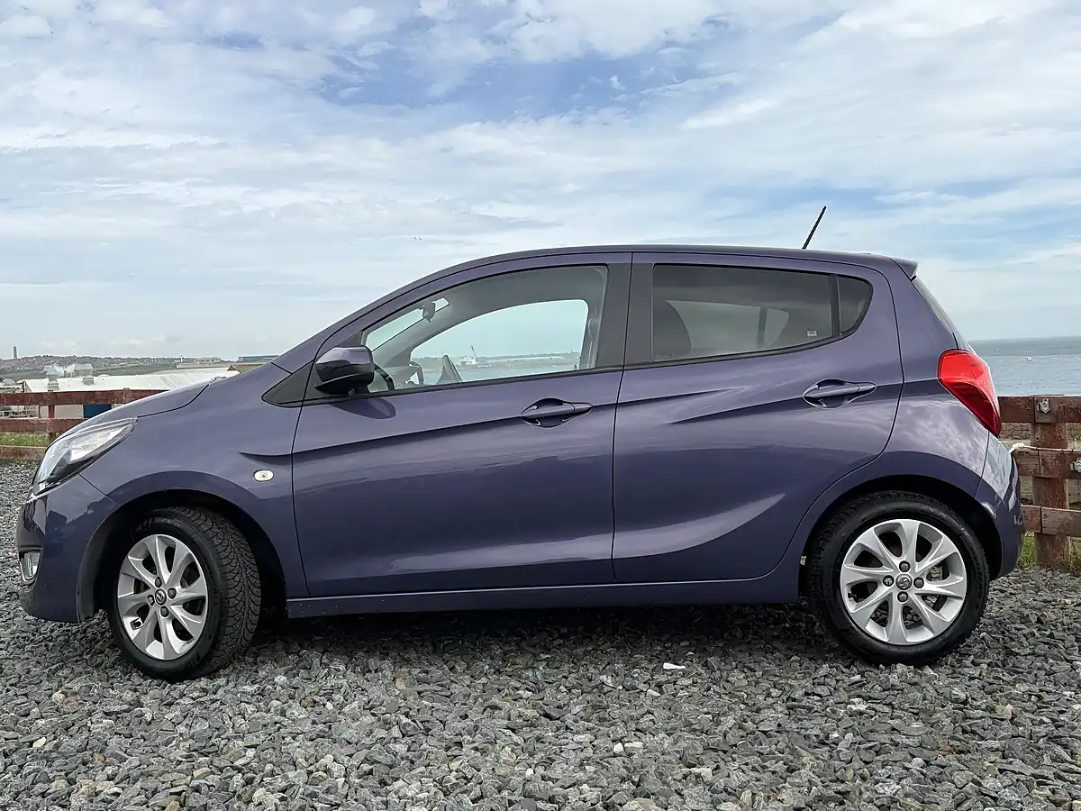 Used 2016 Vauxhall Viva Sl Purple - Interior and Exterior details 8