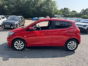 Used 2016 Vauxhall Viva Sl Red - Interior and Exterior details 4