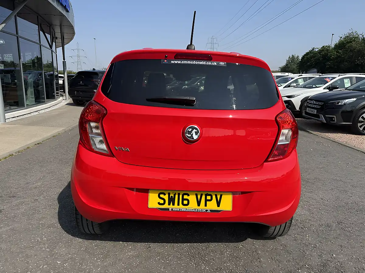 Used 2016 Vauxhall Viva Sl Red - Interior and Exterior details 7
