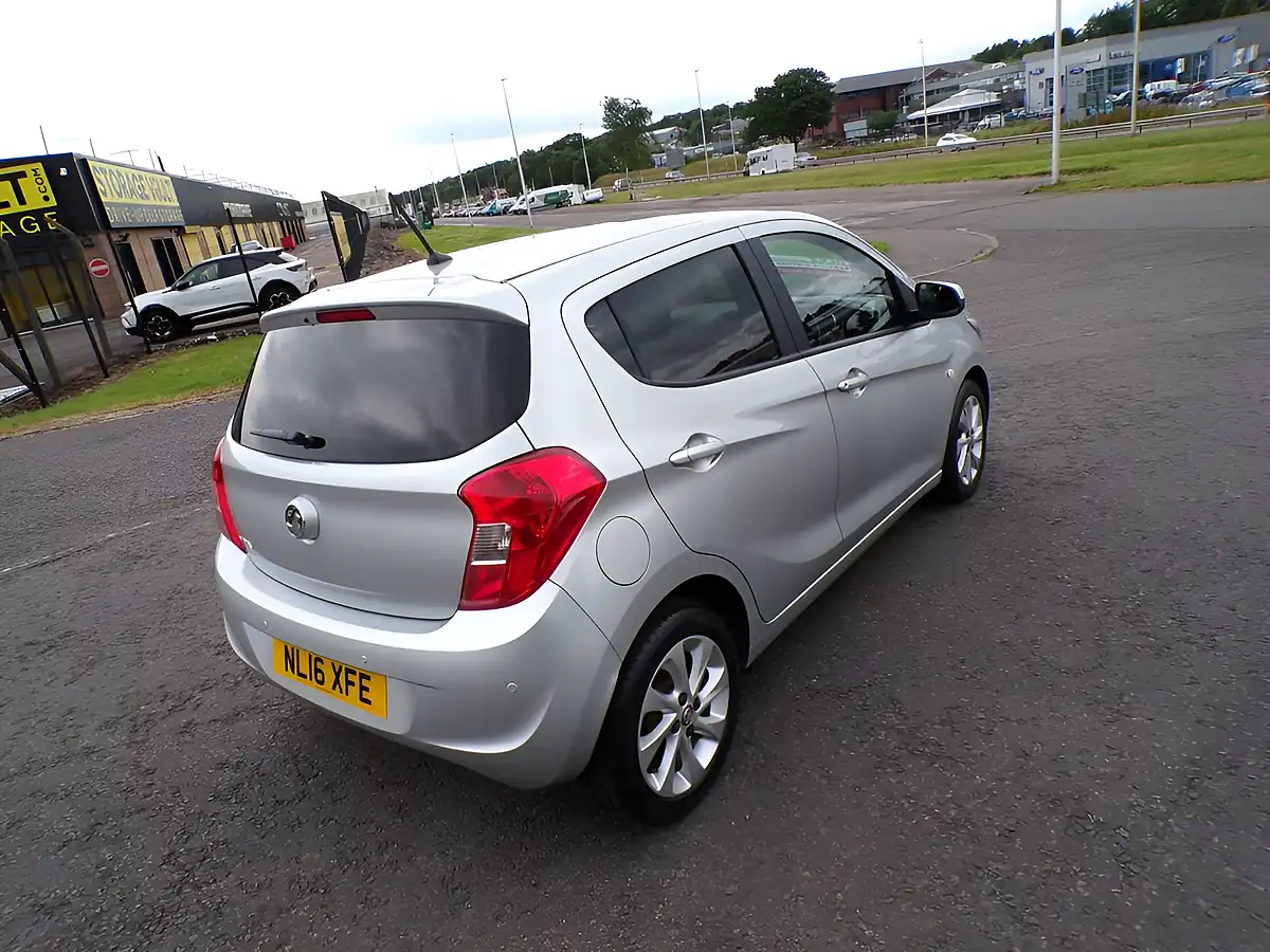 Used 2016 Vauxhall Viva Sl Silver - Interior and Exterior details 14