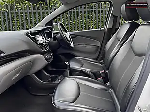 Used 2016 Vauxhall Viva Sl White - Interior and Exterior details 13