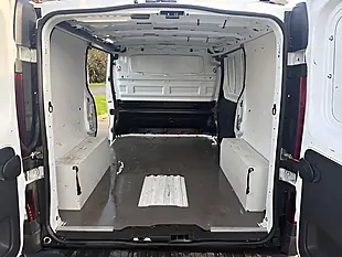 Used 2016 Vauxhall Vivaro 2900 Ecoflex L1 H1 Euro 5 White - Interior and Exterior details 10
