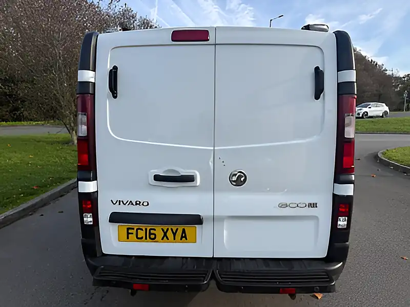 Used 2016 Vauxhall Vivaro 2900 Ecoflex L1 H1 Euro 5 White - Interior and Exterior details 4