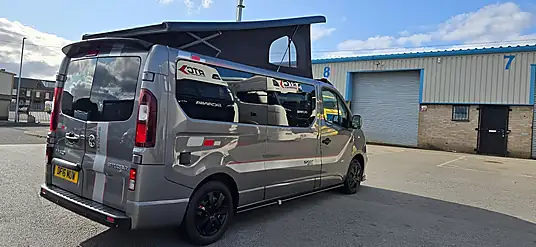 2016 VAUXHALL VIVARO Campervan
