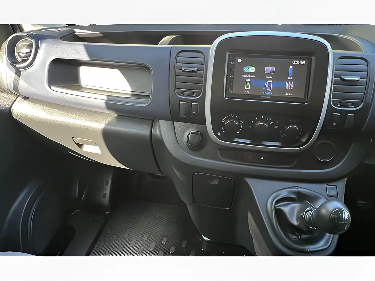 Used 2016 Vauxhall Vivaro L1 H1 White - Interior and Exterior details 17