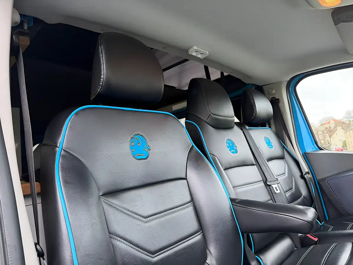 Used 2016 Vauxhall Vivaro L2 H1 Blue - Interior and Exterior details 9