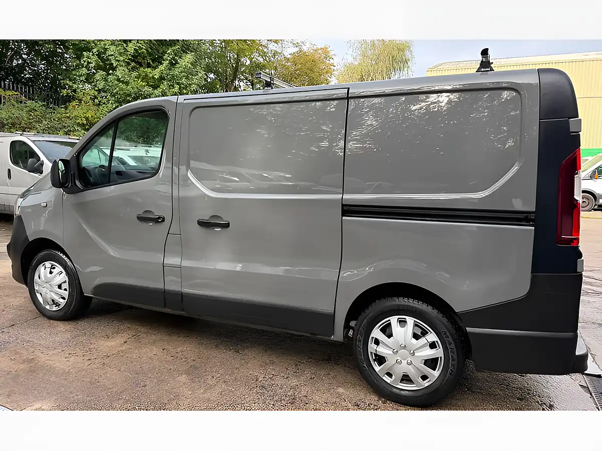 Used 2016 Vauxhall Vivaro Sportive Grey - Interior and Exterior details 11