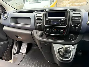 Used 2016 Vauxhall Vivaro Sportive Grey - Interior and Exterior details 17