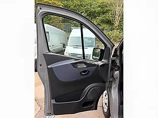 Used 2016 Vauxhall Vivaro Sportive Grey - Interior and Exterior details 18