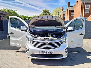Used 2016 Vauxhall Vivaro Sportive L2 H1 Silver - Interior and Exterior details 10