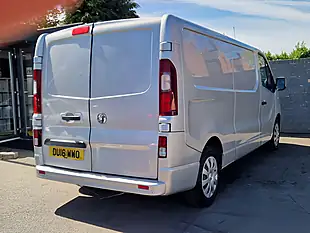 Used 2016 Vauxhall Vivaro Sportive L2 H1 Silver - Interior and Exterior details 15