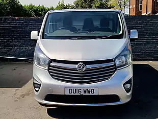 Used 2016 Vauxhall Vivaro Sportive L2 H1 Silver - Interior and Exterior details 4