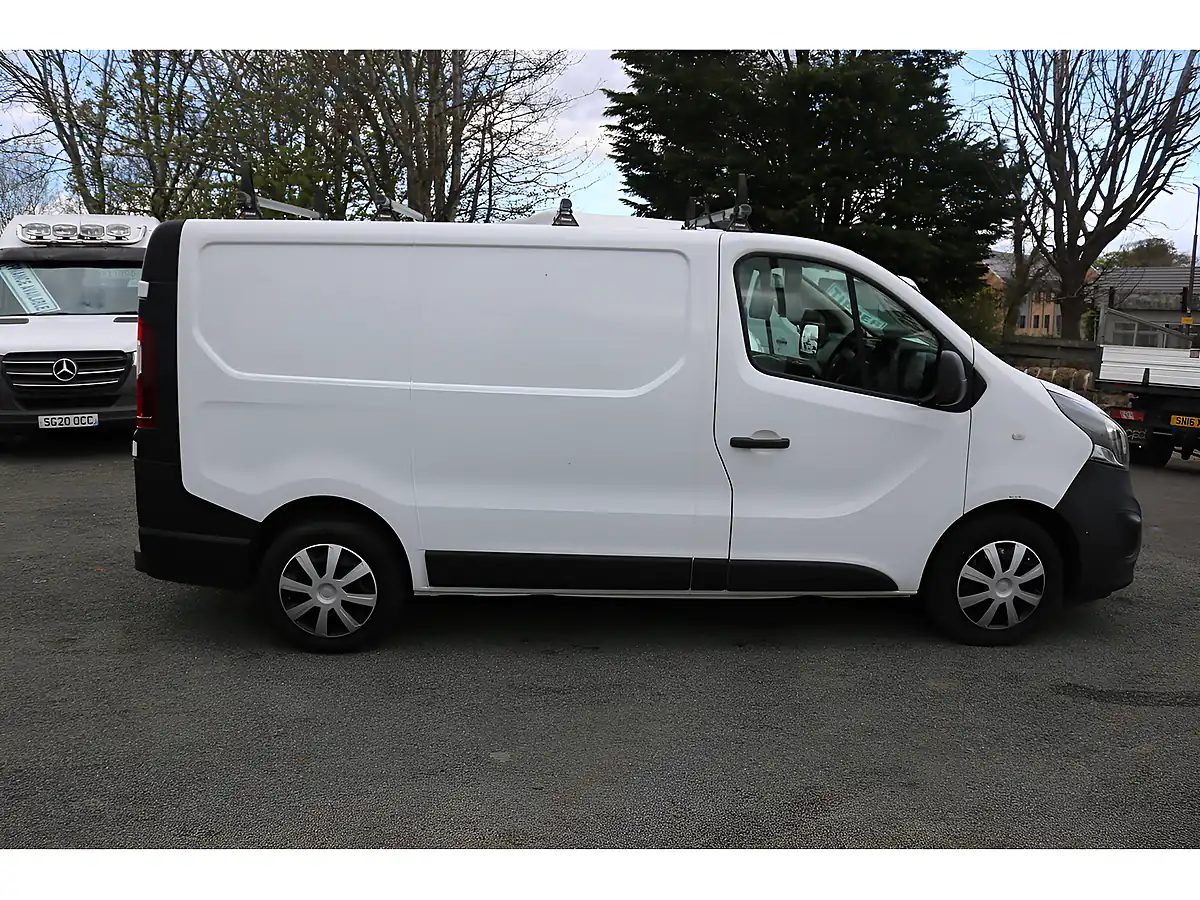 Used 2016 Vauxhall Vivaro White - Interior and Exterior details 10