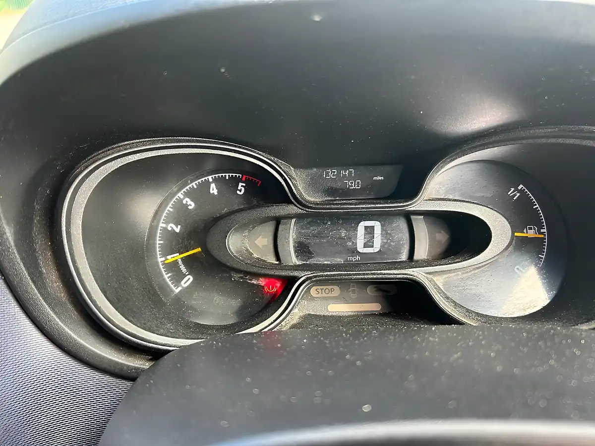 Used 2016 Vauxhall Vivaro Yellow - Interior and Exterior details 10