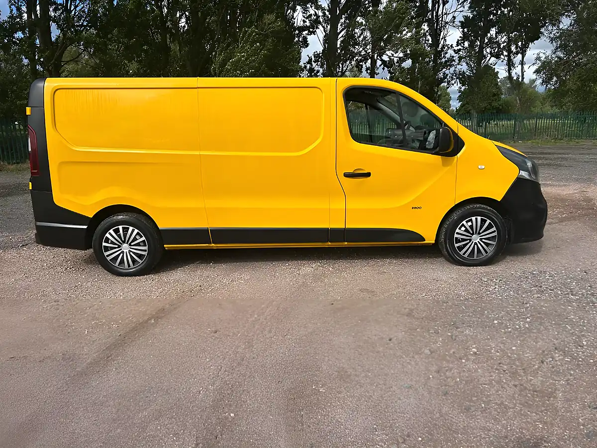 Used 2016 Vauxhall Vivaro Yellow - Interior and Exterior details 5