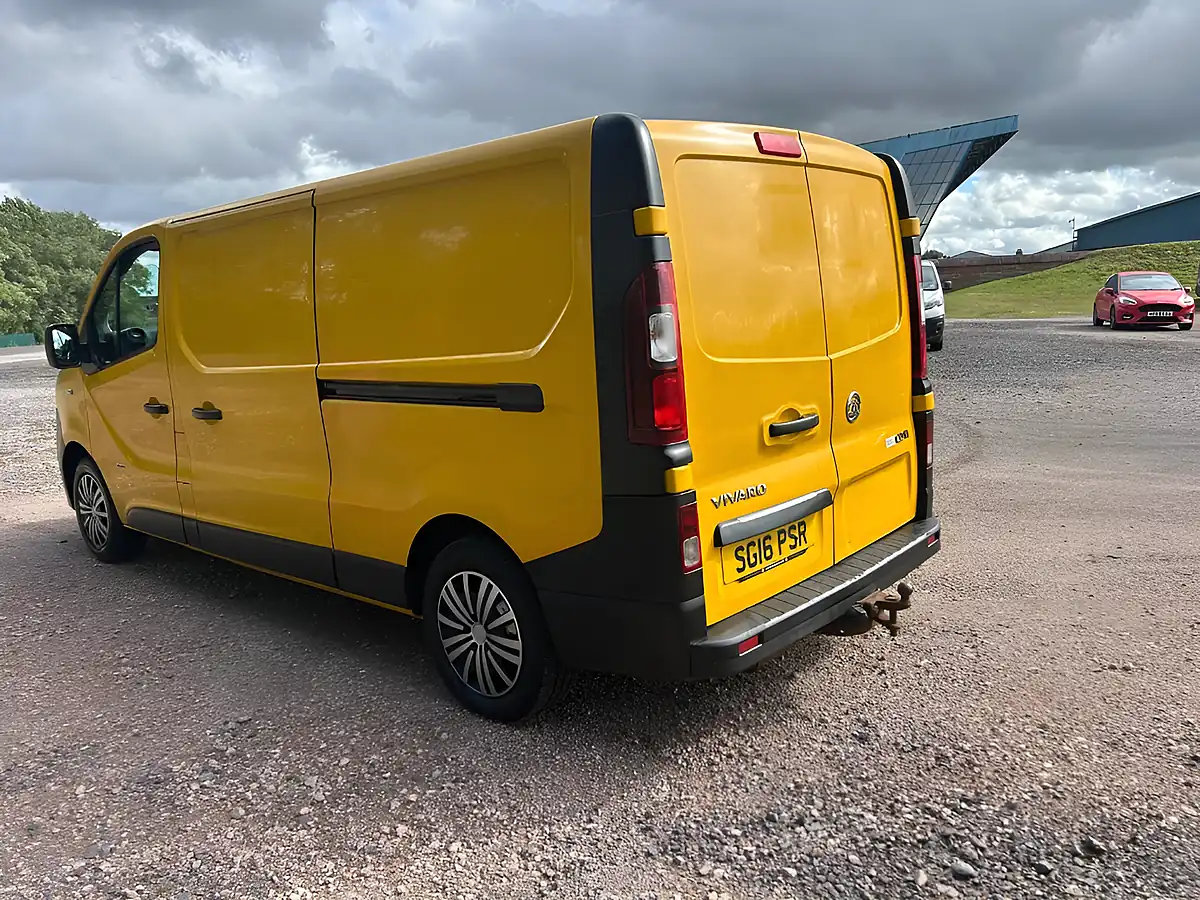 Used 2016 Vauxhall Vivaro Yellow - Interior and Exterior details 6