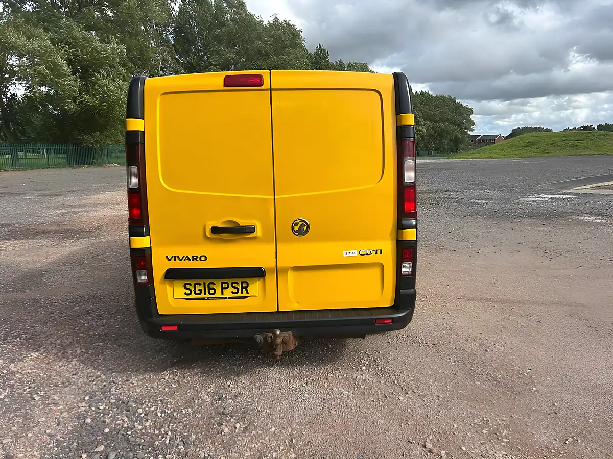 Used 2016 Vauxhall Vivaro Yellow - Interior and Exterior details 8