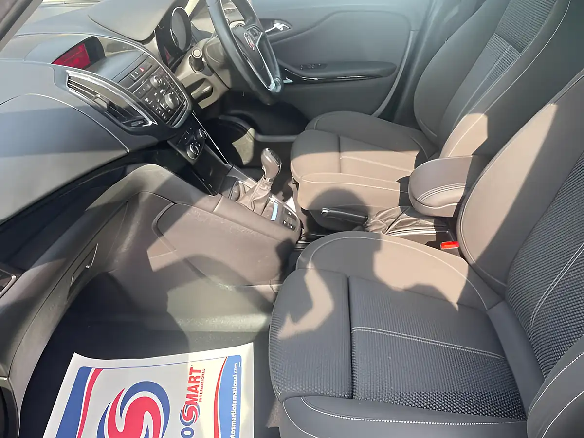 Used 2016 Vauxhall Zafira Sri Brown - Interior and Exterior details 15
