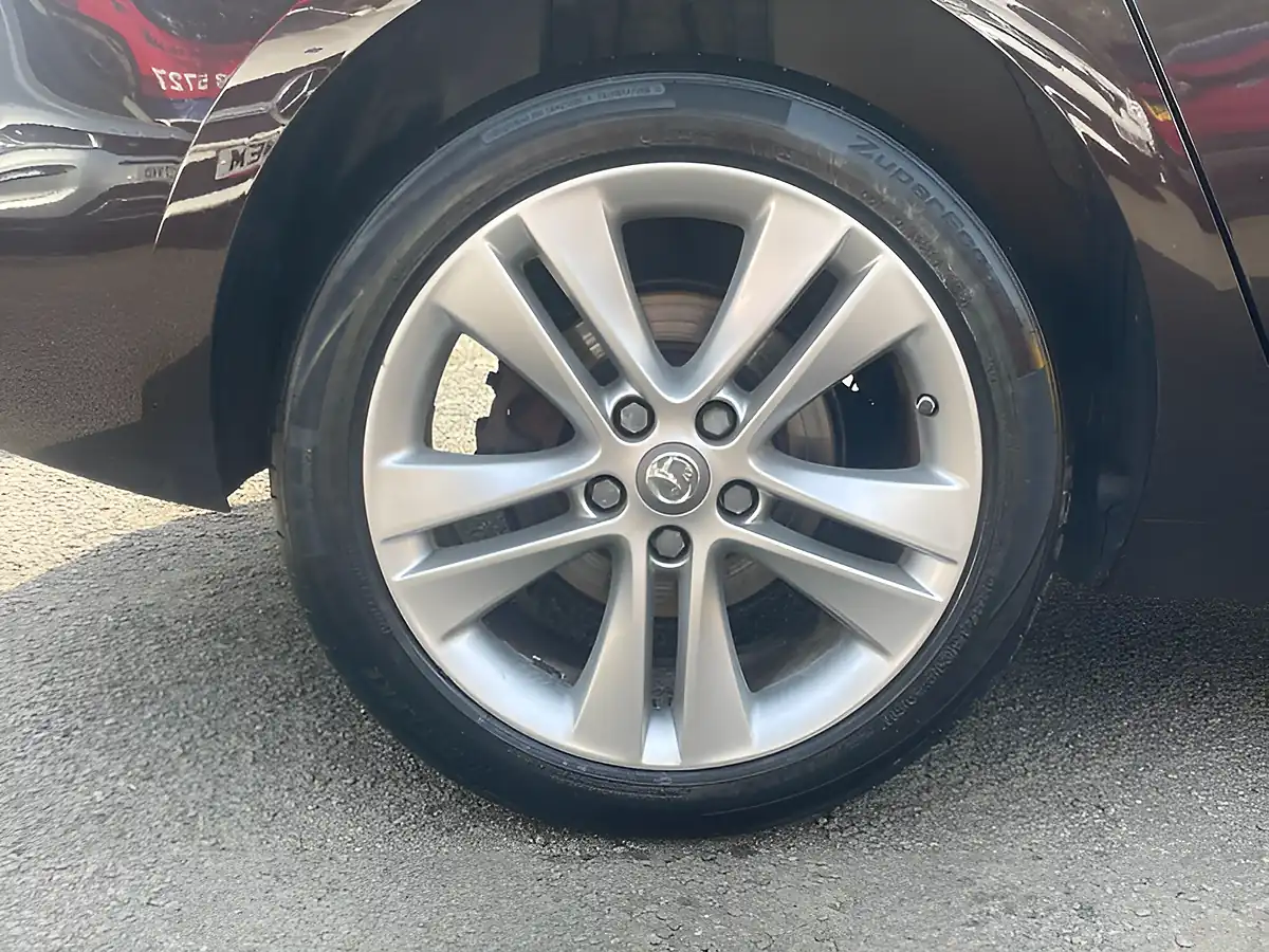 Used 2016 Vauxhall Zafira Sri Brown - Interior and Exterior details 18