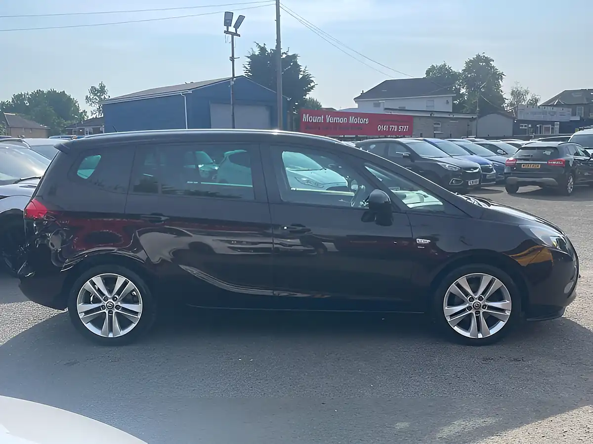 Used 2016 Vauxhall Zafira Sri Brown - Interior and Exterior details 6