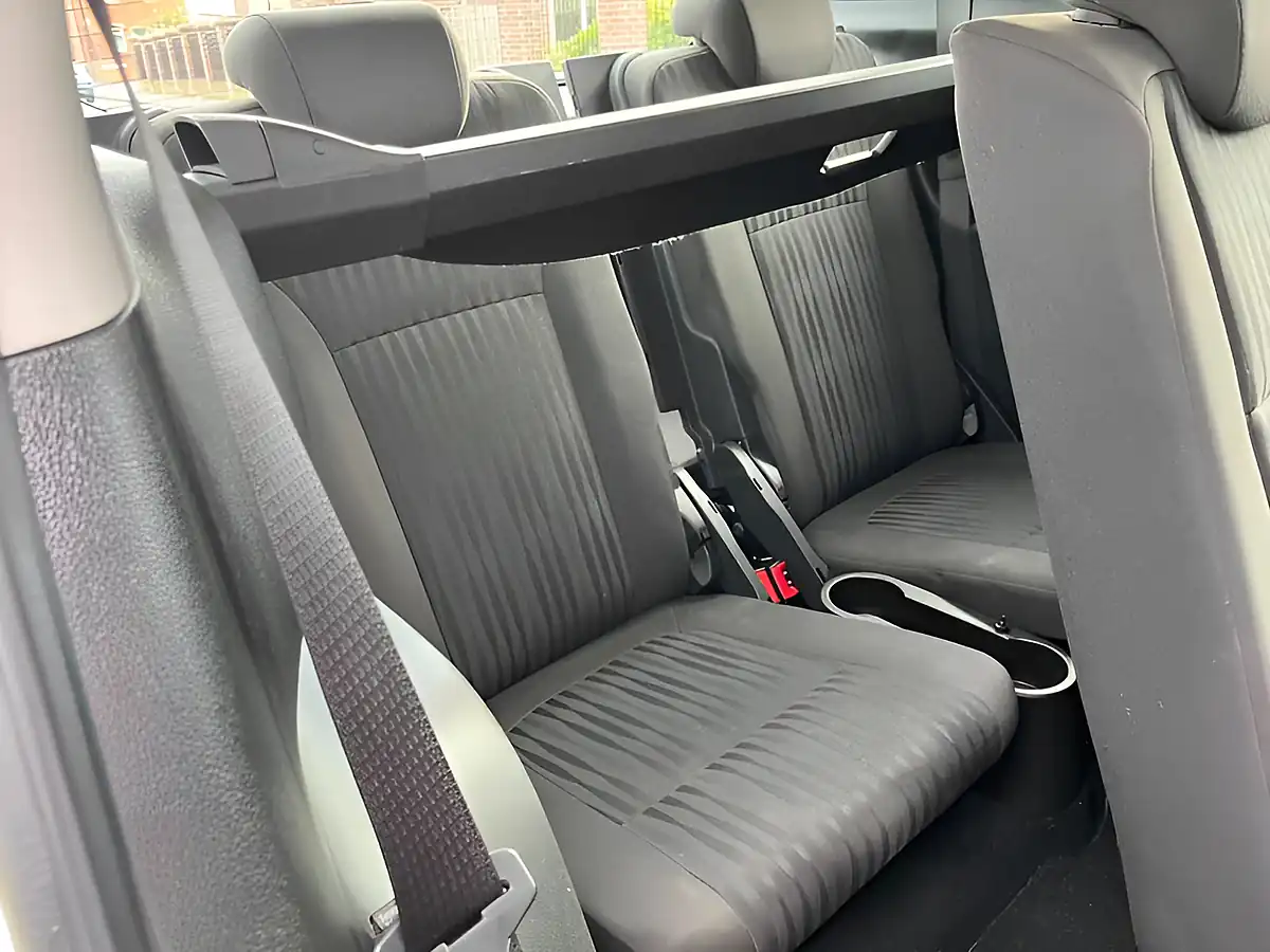 Used 2016 Vauxhall Zafira Tourer Design White - Interior and Exterior details 13