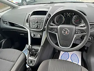 Used 2016 Vauxhall Zafira Tourer Design White - Interior and Exterior details 19
