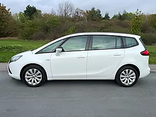 Used 2016 Vauxhall Zafira Tourer Design White - Interior and Exterior details 4