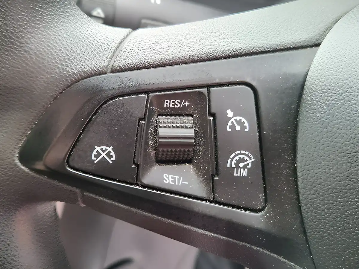 Used 2016 Vauxhall Zafira Tourer Energy Silver - Interior and Exterior details 19