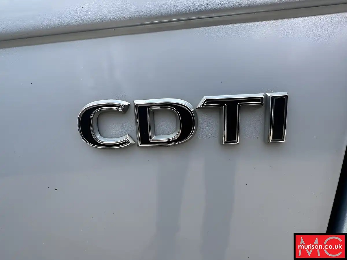 Used 2016 Vauxhall Zafira Tourer Se Silver - Interior and Exterior details 11